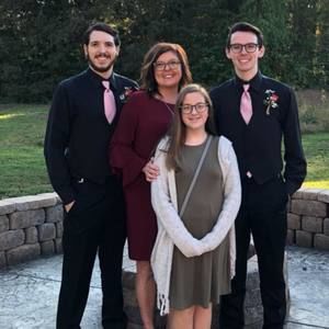 Meet your Posher, Cindy